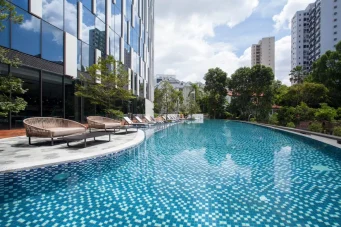 mercure-singapore-stevens-featured